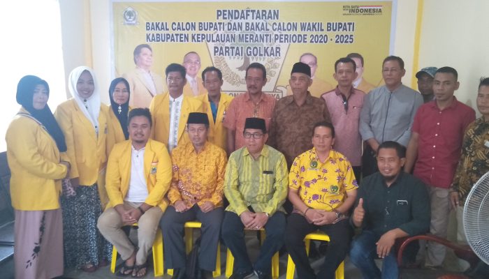 Pasangan “MAJU” Kembalikan Formulir Pendaftaran di DPD Golkar