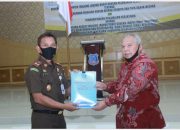 Bupati Tanjabbar Teken Nota Kesepahaman Dengan Kejari
