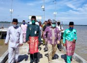Bupati Meranti Tinjau Progres Proyek Pembangunan Infrastruktur Jalan Dan Cetak Sawah Di Kecamatan Rangsang