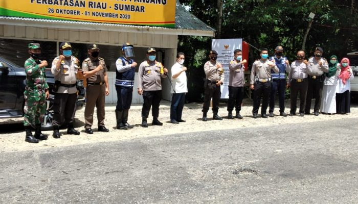 Cuti Bersama, Kapolres Kuansing Cek Kesiapan Petugas Di Posko Check Point Kasang Perbatasan Riau – Sumbar