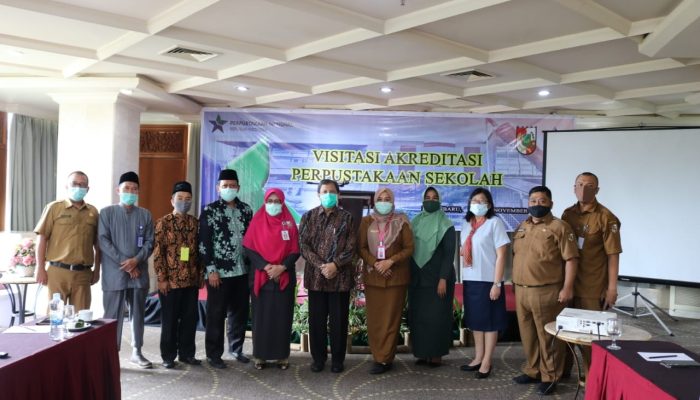 Tingkatkan Standar Perputakaan, Dispusip Kota Pekanbaru Gelar Akreditasi Perputakaan Sekolah