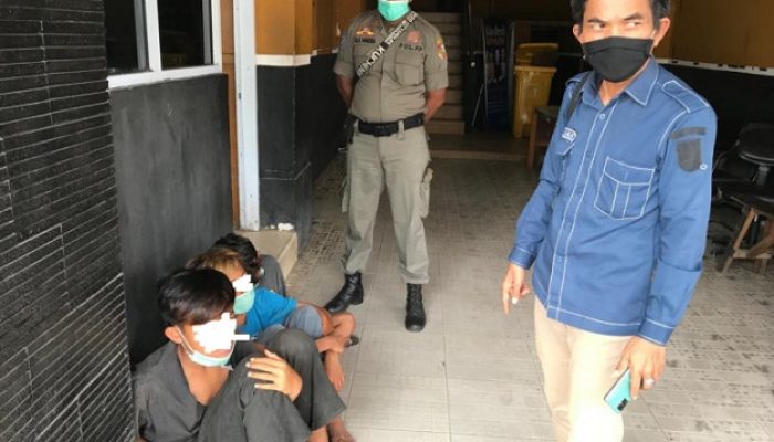 Tiga Anak Jalanan Ditangkap Satpol PP Pekanbaru, Salah Satunya Berasal Dari Lampung 