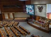 Tutup Masa Sidang II Tahun 2020 – 2021, 274 Anggota Dewan Absen Dari Rapat Paripurna