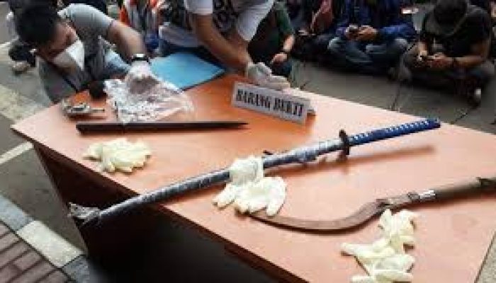 Hilangnya 6 Anggota FPI, Publik Dihadapkan Pada 2 Versi Kronologi Yang Berbeda