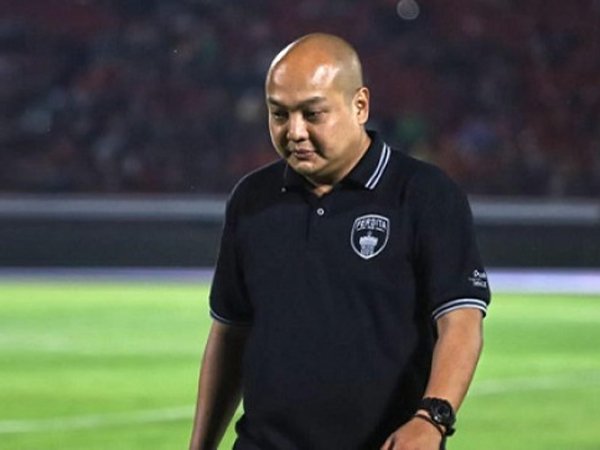 Manajer Persita Tangerang, I Nyoman Suryanthara