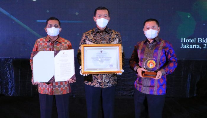 Raih Penghargaan Meritrokasi, Wali kota Pekanbaru Harap ASN Pemko Terus Mengupgrade Diri