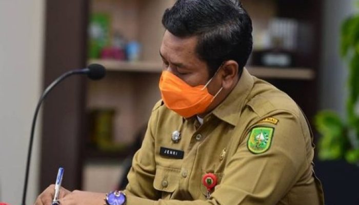 Monitoring Pelaksanaan Vaksinasi Covid-19, Pemprov Riau Gelar Rakor Bersama Menkes Dan Mendagri Secara Virtual