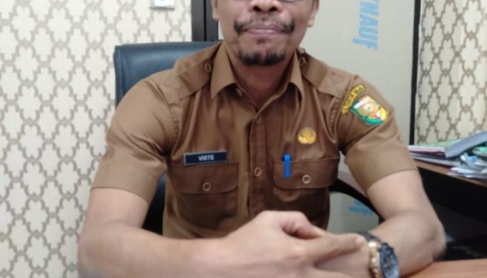 BPKAD Kuansing Pasang Stiker Pada Kendaraan Operasional Dinas Milik Pemkab Kuansing
