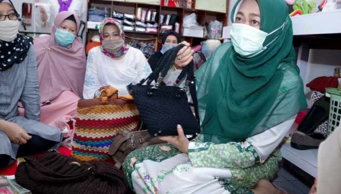 Usaha Makro Mulai Surut, Usaha Mikro Tumbuh Dan Bertahan Dimasa Pandemi