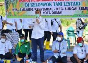 Gubri Lakukan Penanaman Jagung Hibrida Perdana Di Kelompok Tani Lestari Dumai