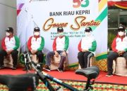 Dalam Rangka HUT Bank Kepri Ke 55, Gubri Melepas Peserta Gowes Santai Sempena