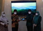 Bupati Tanjabbar Bahas Kerja Sama Dengan Bupati Inhil Riau