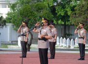 Sambut HUT Bhayangkara Ke 75, Polda Riau Ziarah dan Tabur Bunga Di TMP Pekanbaru