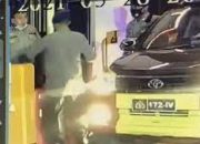 Viral Petugas Piket Jaga Polda Riau Dipukul Oknum Perwira