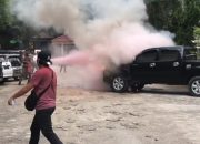 Satu Unit Mobil Terbakar Di Halaman MPP Pekanbaru