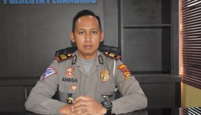 Satlantas Pekanbaru Lakukan Penyekatan Arus Di 25 Titik Ruas Jalan Dalam Kota