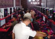 Hari Ketiga PPKM, Sejumlah Remaja Terjaring Operasi Yustisi Di Warnet