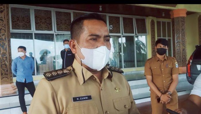 Masuk Dalam Zona Merah, Bupati Pelalawan Ajak Jajarannya Tekan Angka Penyebaran Covid-19