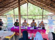 Jumat Curhat, Kapolres Andi Yul Dengarkan Langsung Keluh Kesah Masyarakat Desa Terluar