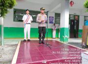 Pimpin Upacara Bendera Disekolah, Polres Jakbar Ajak Pelajar Hindari Tawuran, Narkoba dan Judi Online Serta Bangun Generasi Muda Berkualitas