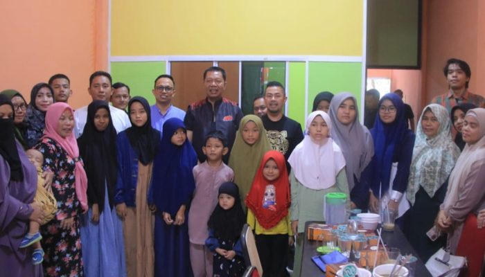 Peresmian “Sang Kopi” dan Pemberian Santunan Anak Yatim