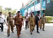 Pj Gubernur Riau Melakukan Kunjungan Mendadak ke SMA 8, Pastikan Proses Belajar Mengajar Berjalan dengan Baik