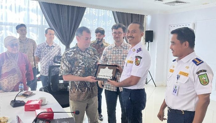 Lewat Program FCIP, Pemko Pekanbaru dan Kedubes Inggris Kerja Sama Bangun Sistem Transportasi    