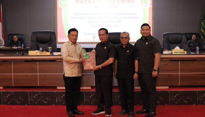 DPRD Meranti Paripurna Penyampaian Nota Keuangan Rancangan Perubahan APBD 2025