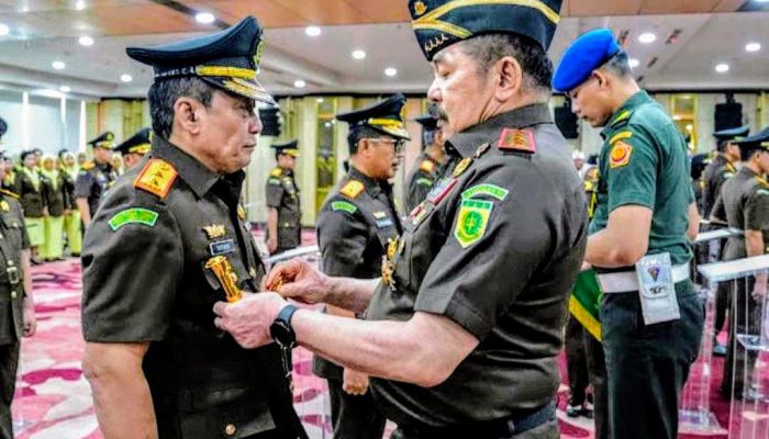 Kejagung RI Lantik Kejati Riau digedung Utama Kejagung RI